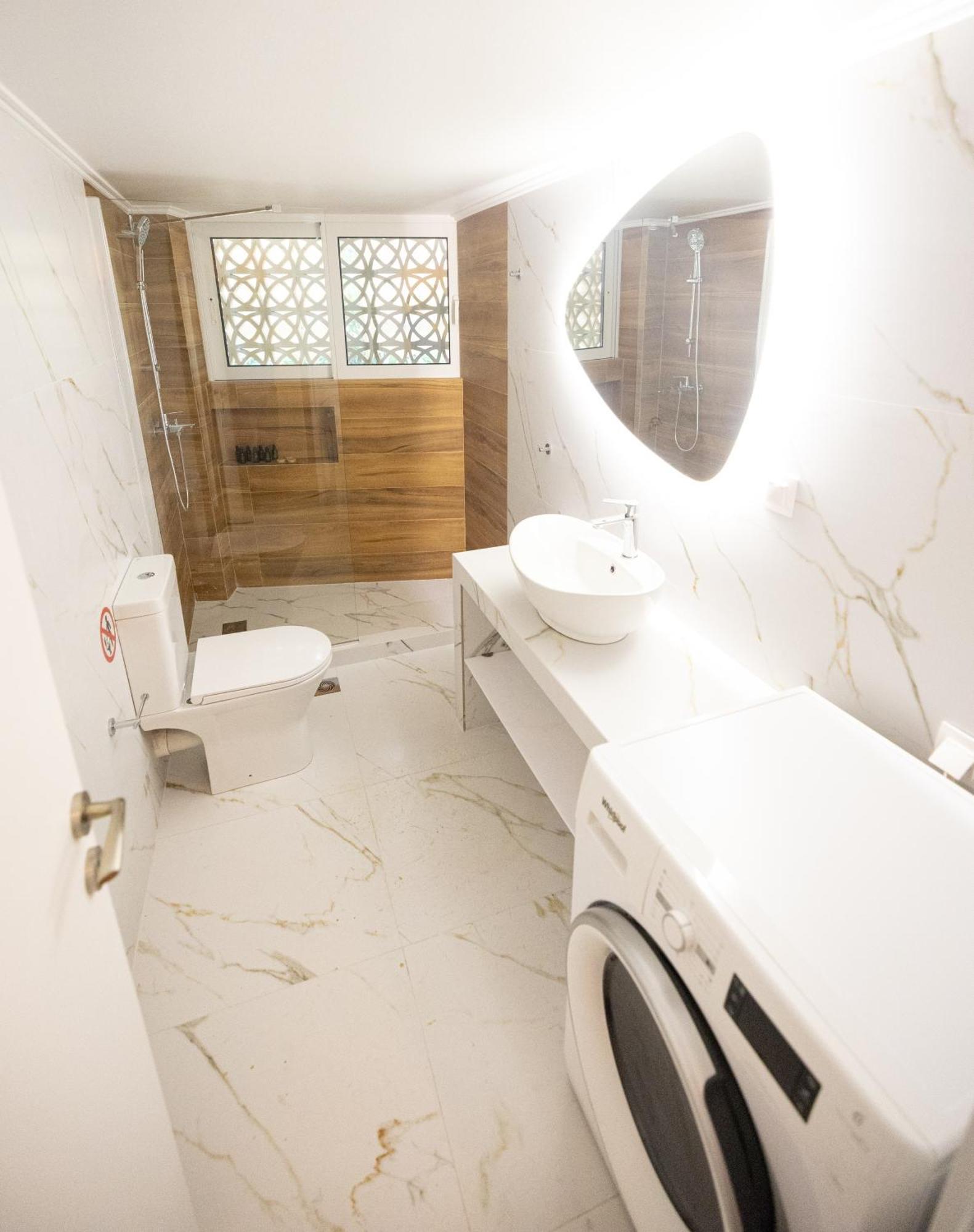 Love Travel Athens Apartments Atenas Exterior foto